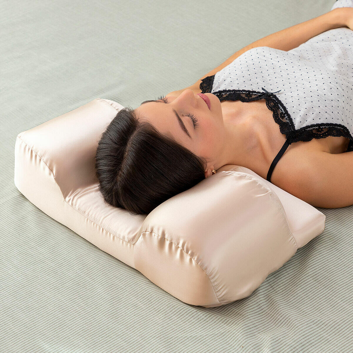 Almohada Cervical Antiarrugas con Funda de Satén